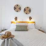Naxian Serenity شقة
