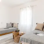 Naxian Serenity شقة *