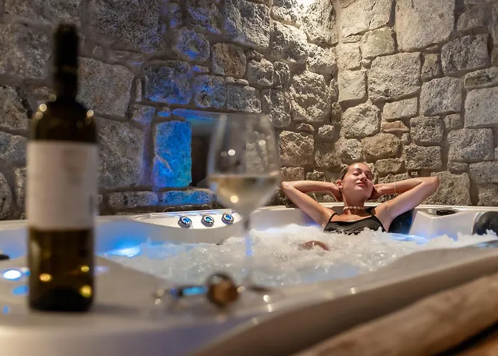 Naxian Serenity Apartment